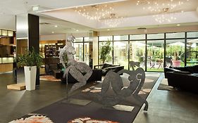 Residhome Suites Paris Sénart